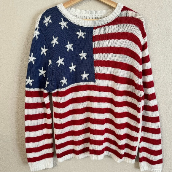 Grayson Threads Sweaters - Grayson Threads Pull Over Cable Knit American Flag Novelty Sweater Graphic S